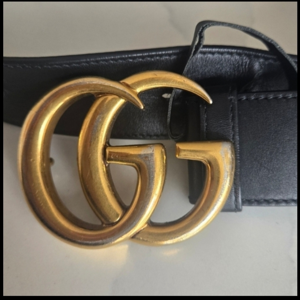 Gucci Black Belt with Gold GG Buckle